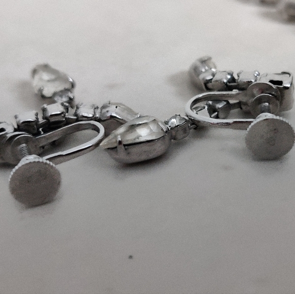 Made in Austria Art Deco Style Crystal Set Necklace and Earrings - Picture 7 of 14